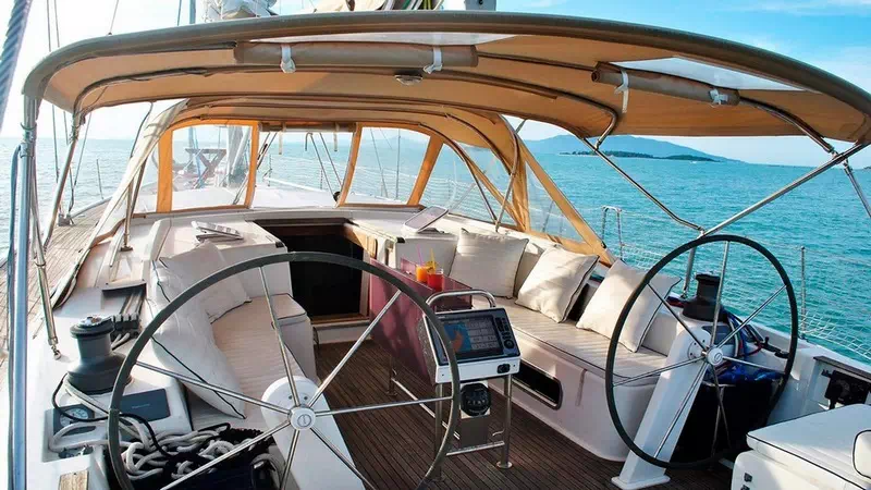 Aello siling yacht view 5