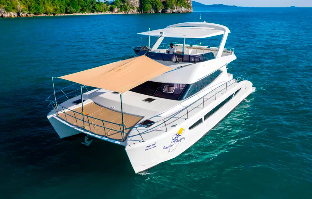 Samui Buddy catamaran at anchor - Koh Samui islands