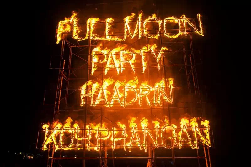Full Moon Party type 8