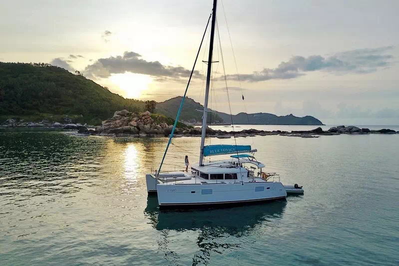Blue Coco catamaran on Koh Samui view 11