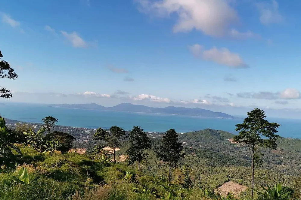 Hin Ta Hin Yai rocks Koh Samui - military jeep tour