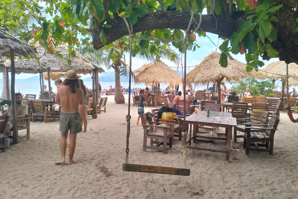 Koh Madsum, scenic beach view