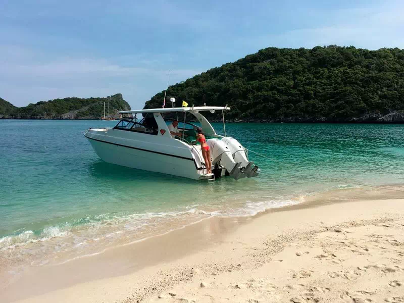 Ruby 38 speedboat charter Koh Samui panoramic view