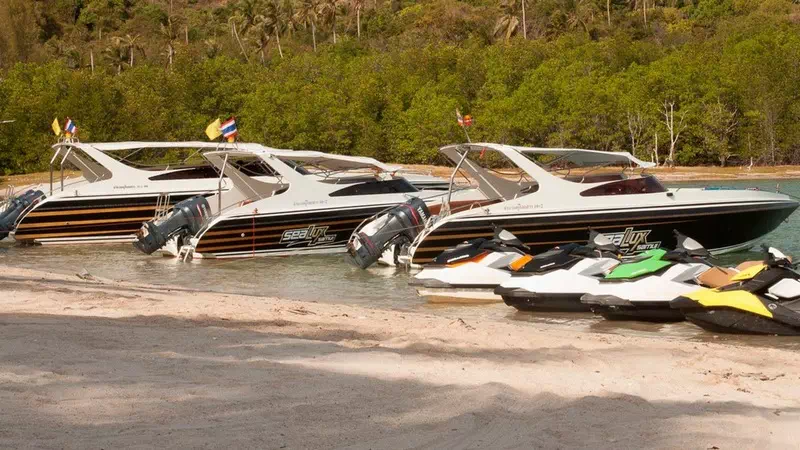 Sealux 30 Speedboat Koh Samui view 7