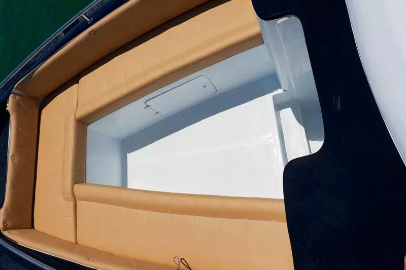 Sealux 38 speedboat - private charter Koh Samui islands