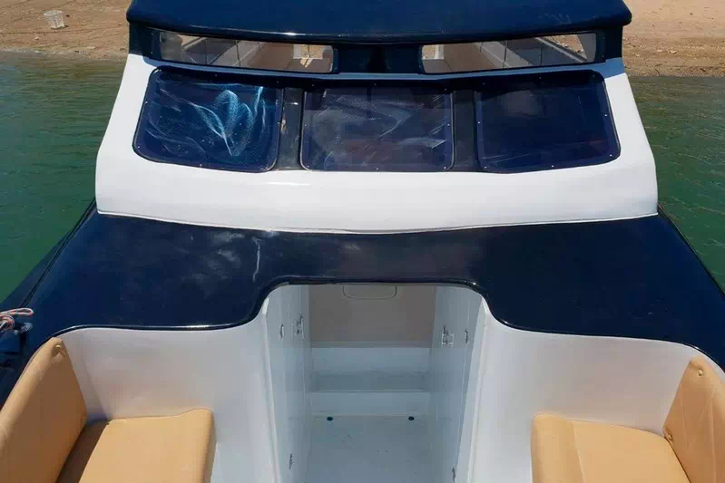 Sealux 38 speedboat charter - Koh Tao and Nang Yuan Koh Samui